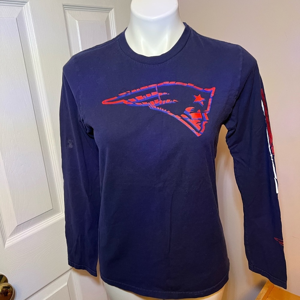 NFL‎ New England Patriots long sleeve shirt